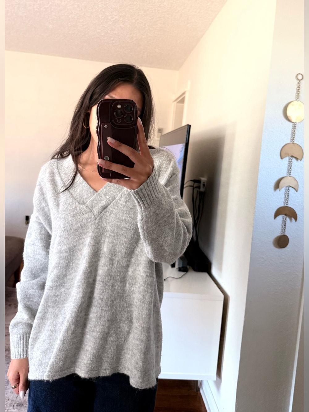 Everyday V-Neck Knit Sweater - Light Gray